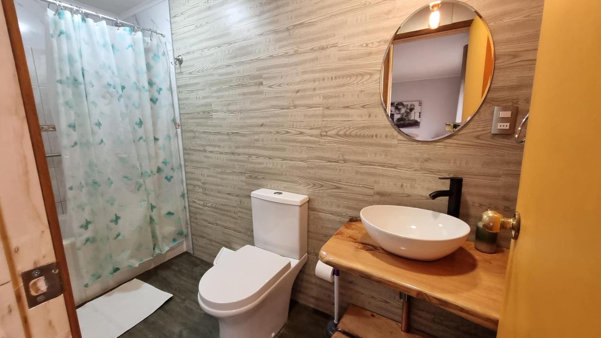 Hostel Torobayo Валдивия Екстериор снимка